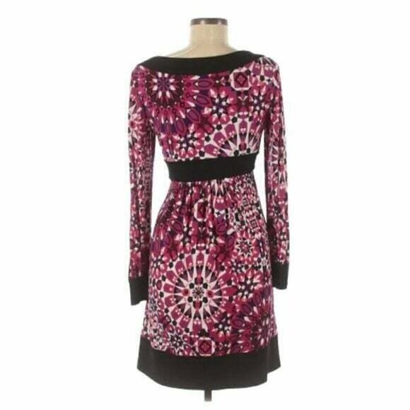 𝅺maggy London Pink Geometric Lined Scoop Neck Knee Length Sheath Dress Size 6 - Picture 9 of 13
